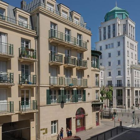 Lovely Apartment Close To A Big Shopping Mall Serris Bagian luar foto