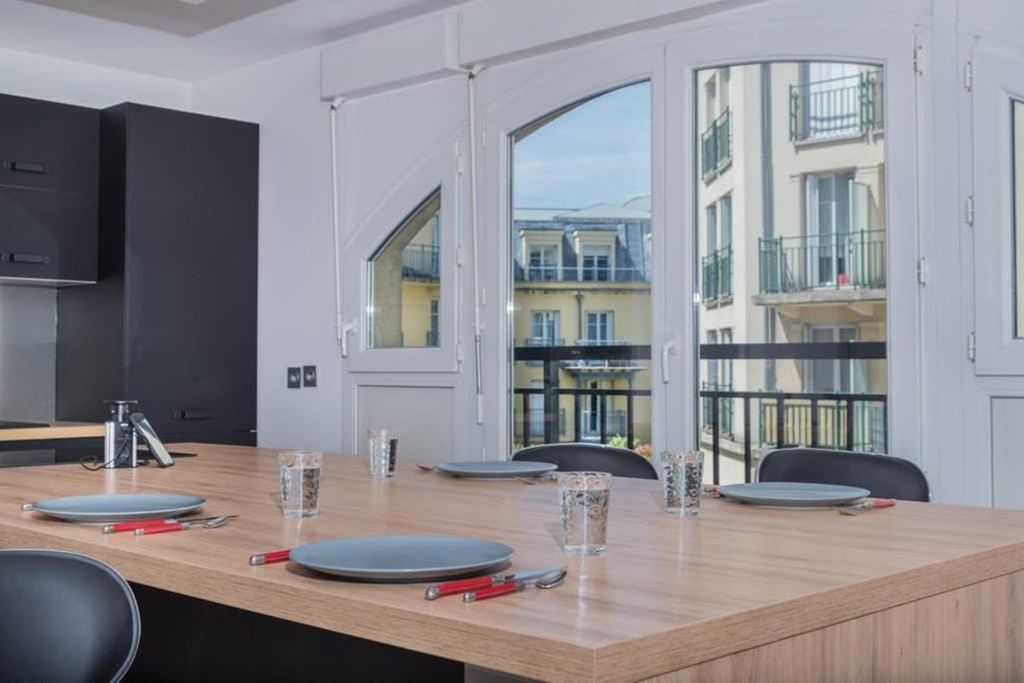Lovely Apartment Close To A Big Shopping Mall Serris Bagian luar foto